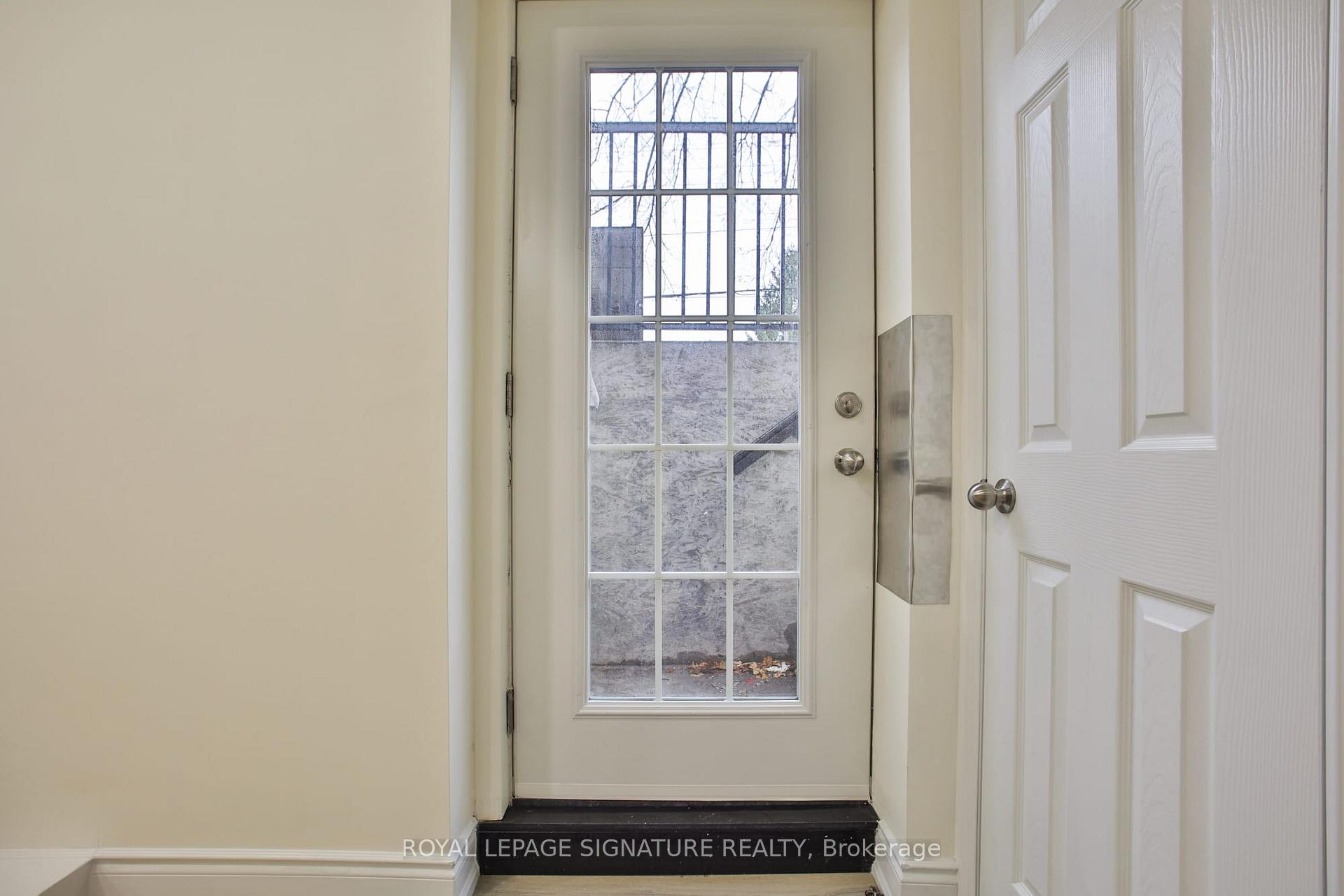 Bsmt - 816 Linden Court, Whitby 4