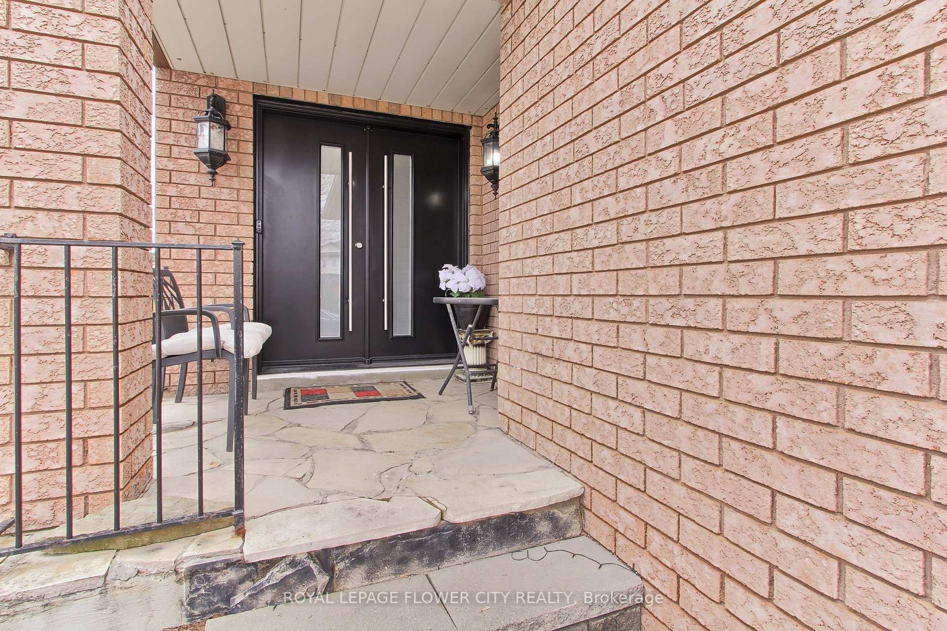 6692 Meteor Court, Mississauga 5