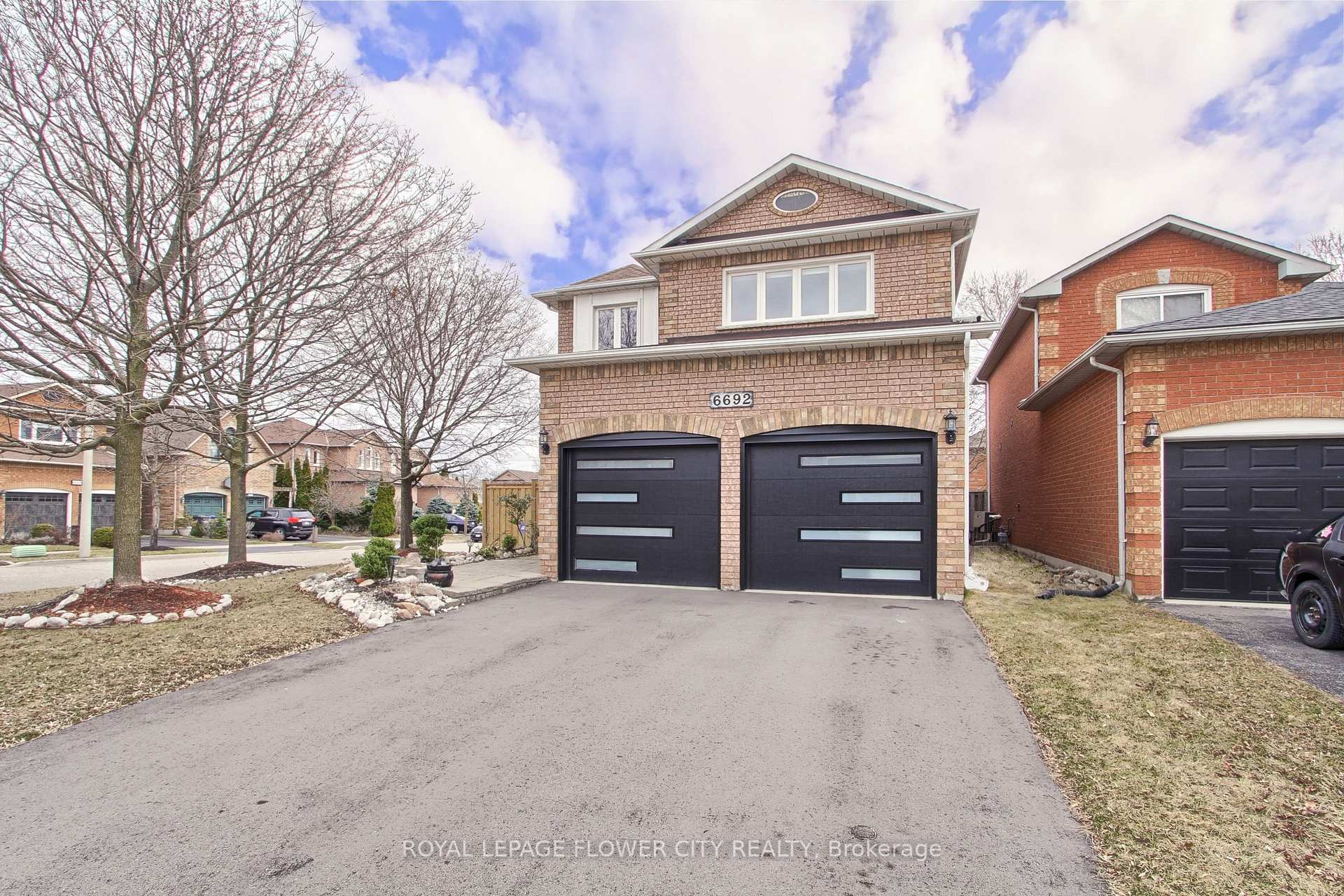 6692 Meteor Court, Mississauga 2