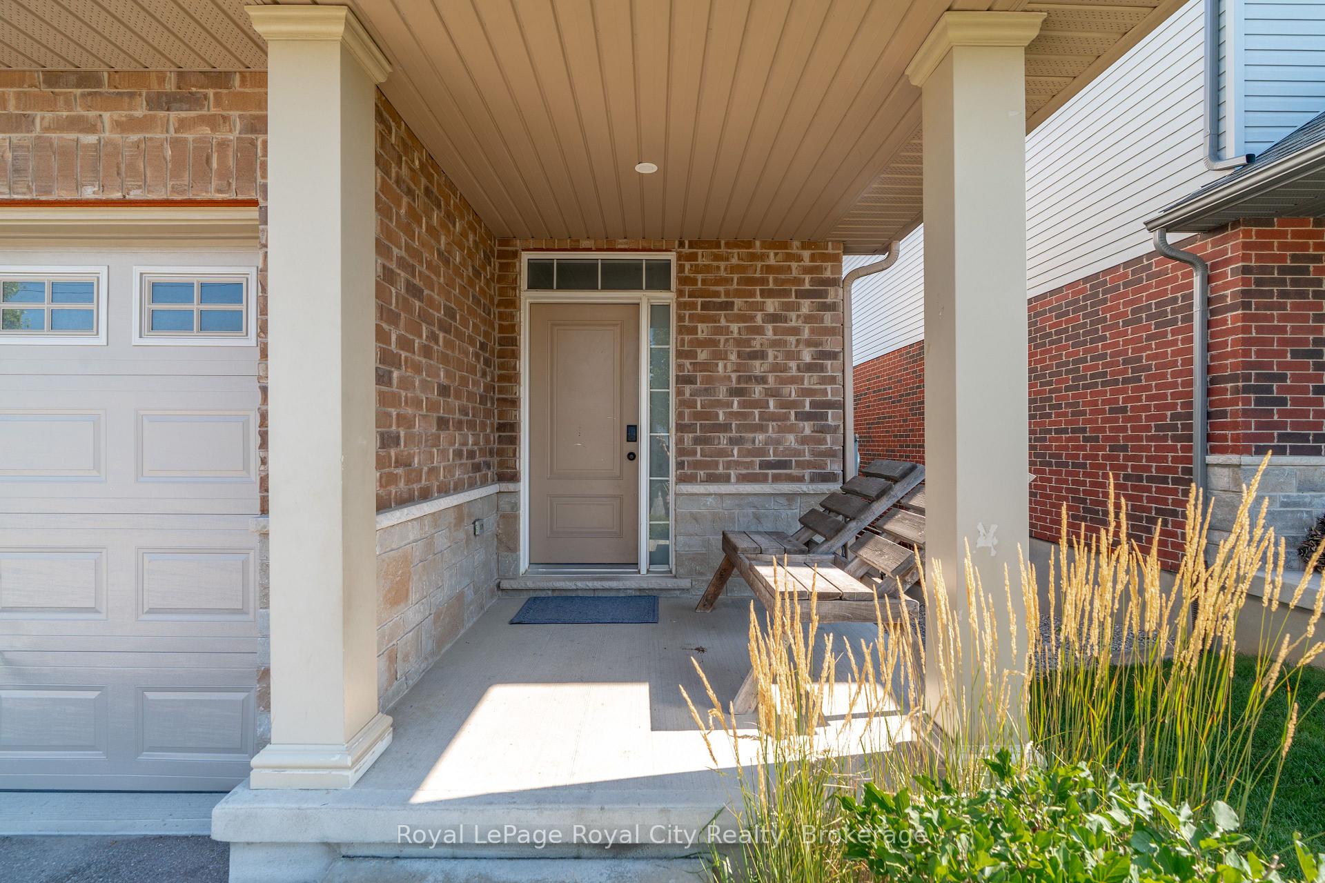 7 - 269 Watson Parkway N, Guelph 2