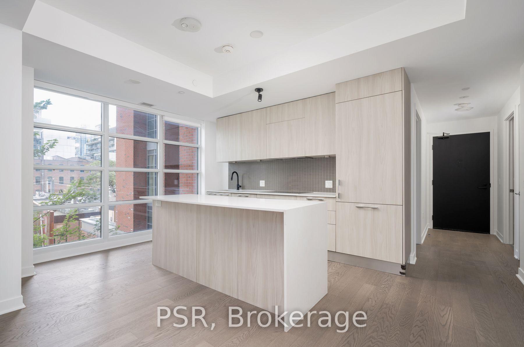 401 - 501 Adelaide Street W, Toronto 4