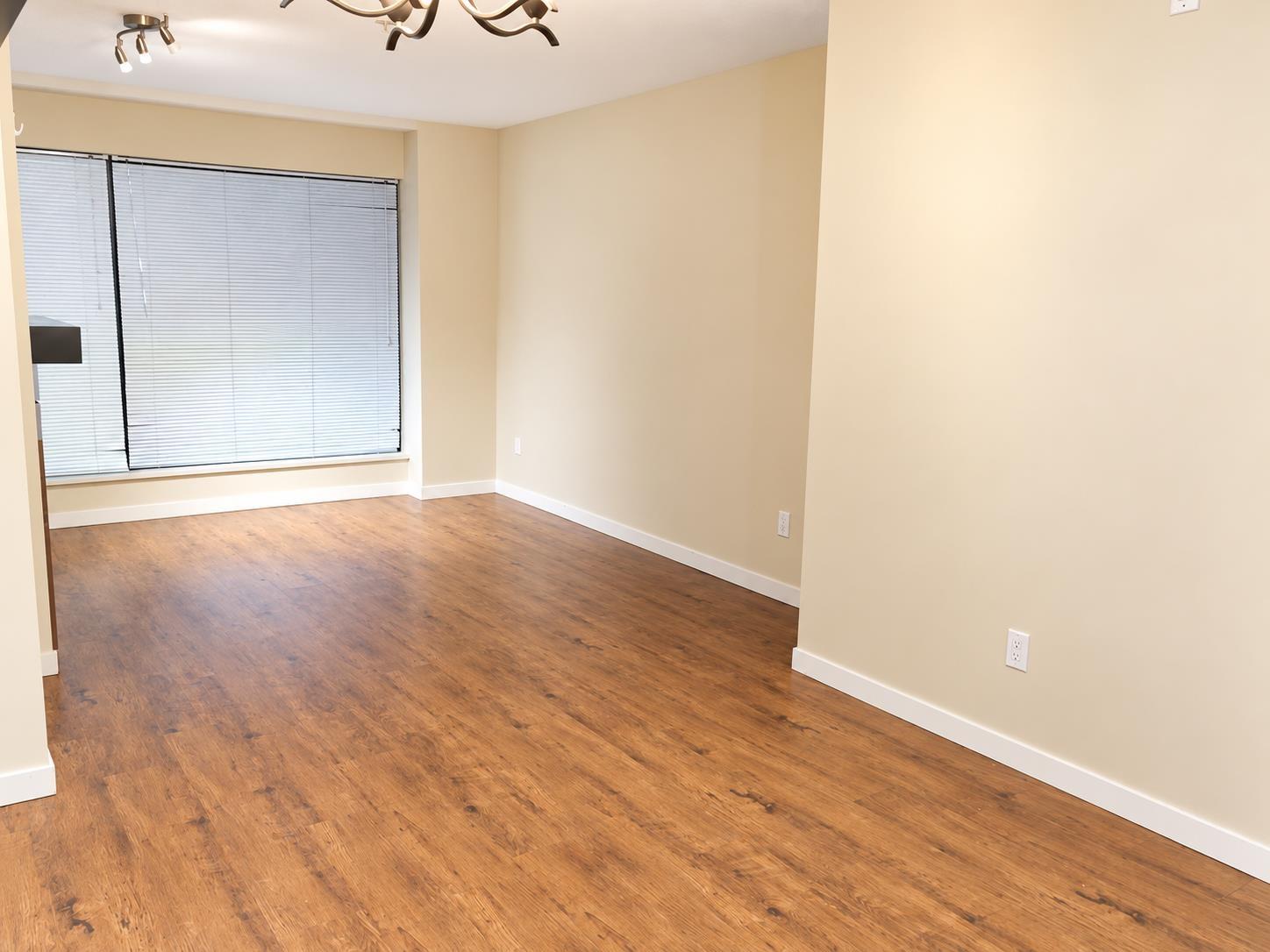3F 10866 CITY PARKWAY, Surrey 5