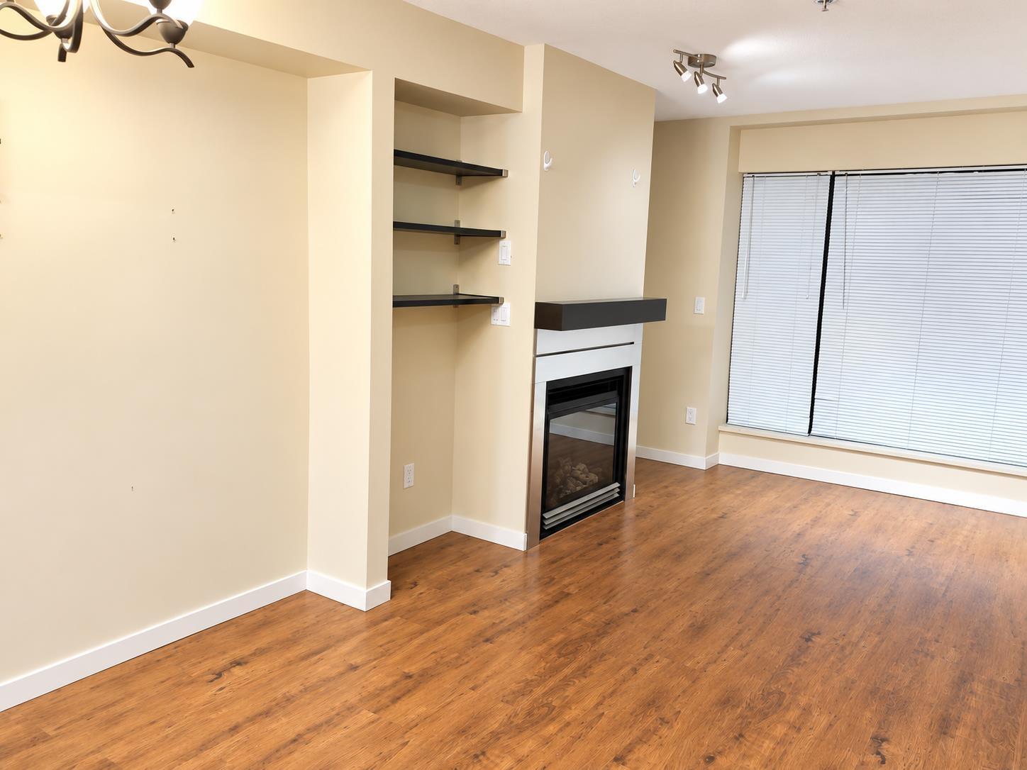 3F 10866 CITY PARKWAY, Surrey 4