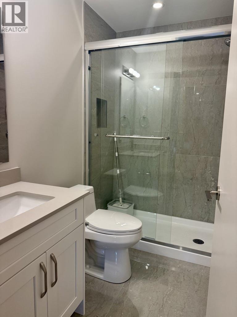 studio 6252 KITCHENER STREET, Burnaby 5