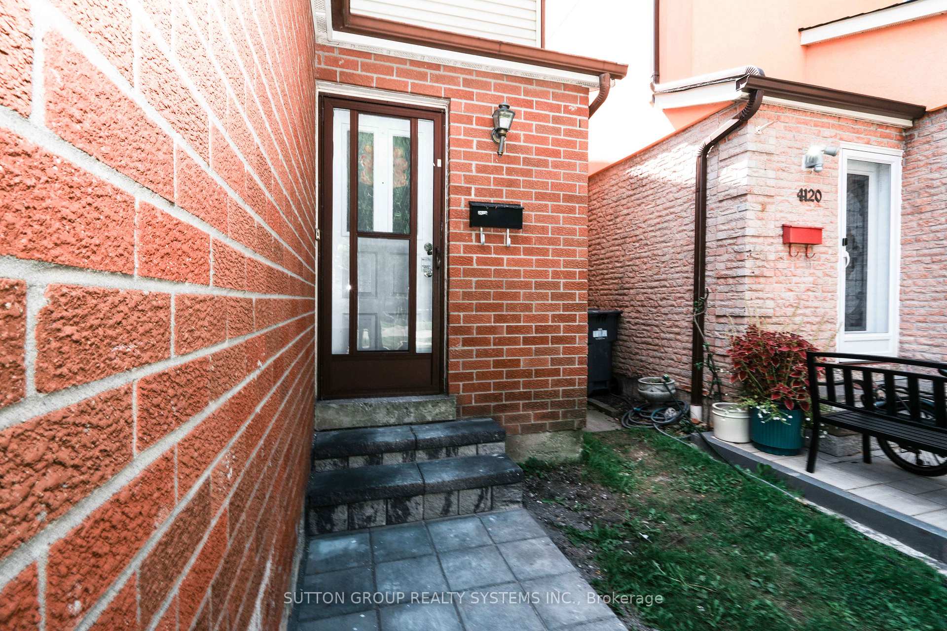 4118 Teakwood Drive, Mississauga 2