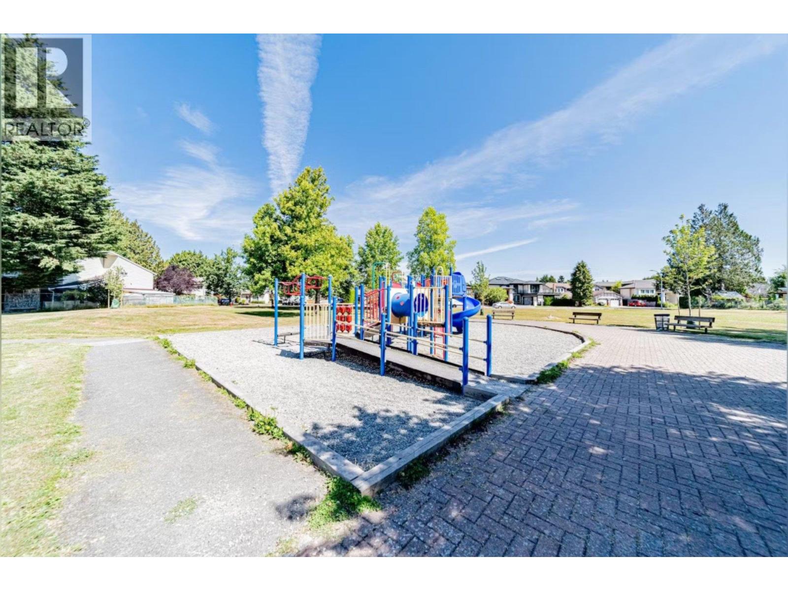 7215 FROBISHER DRIVE, Richmond 3
