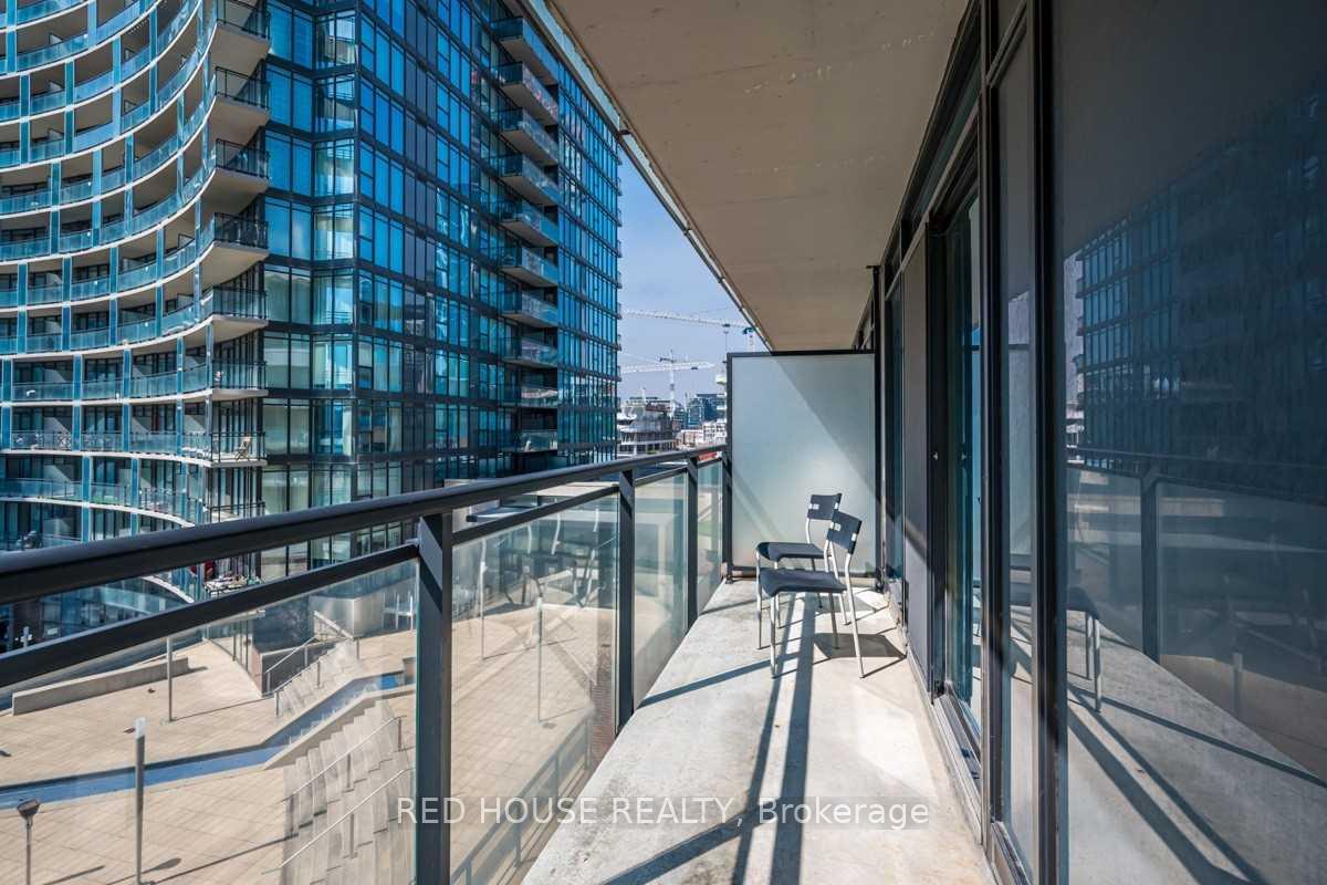 628 - 8 Telegram Mews, Toronto 4