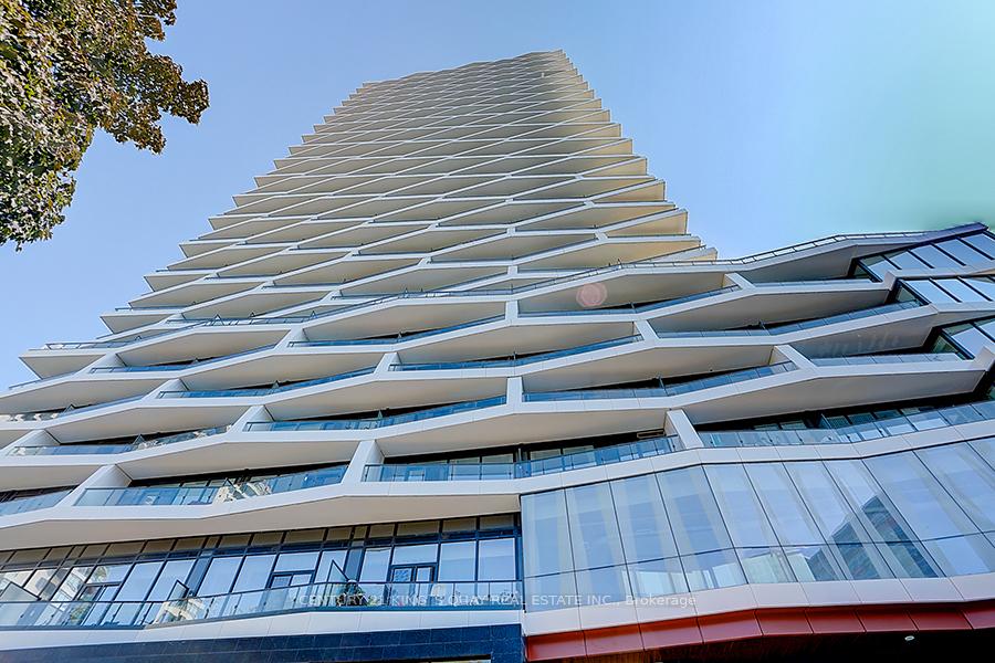 2502 - 85 Wood Street, Toronto 2