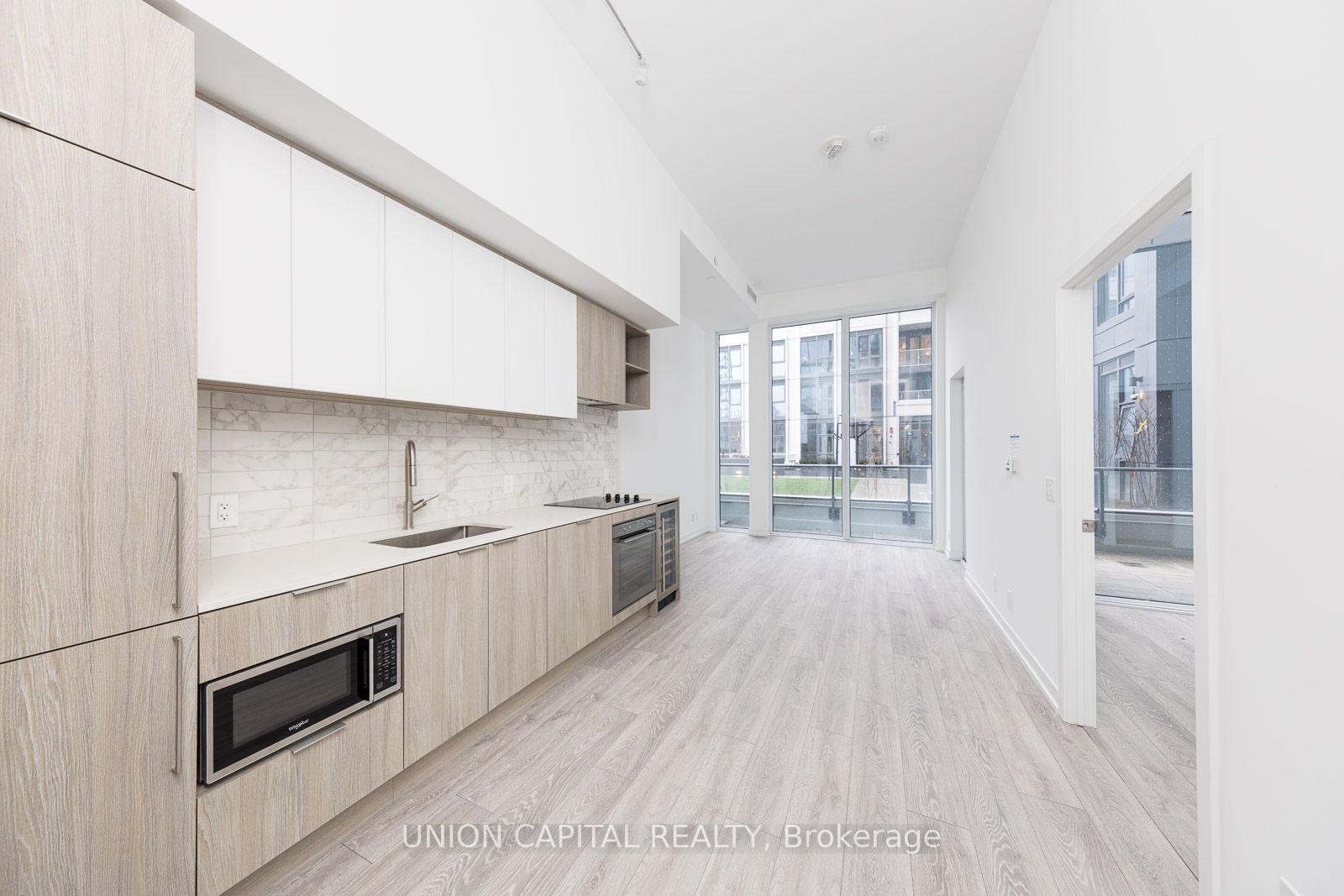222 - 2020 Bathurst Street, Toronto 4