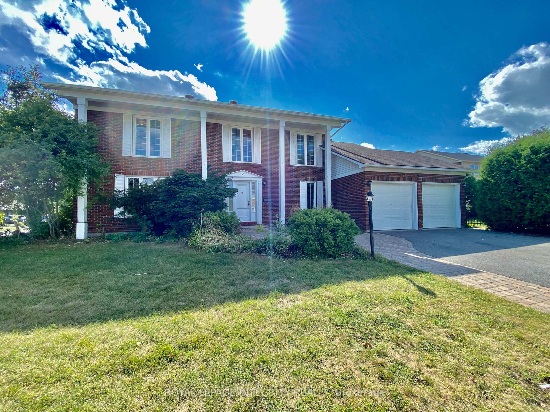 2 Tunbridge Court, Ottawa 2