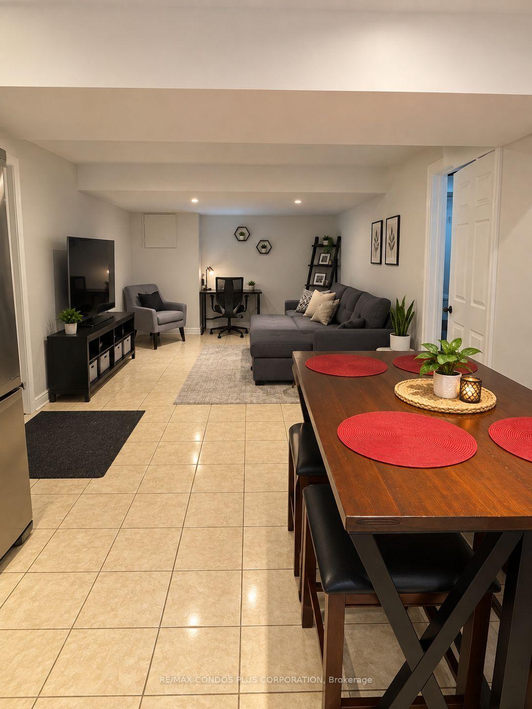1B - 6070 Dunn Street W, Niagara Falls 2