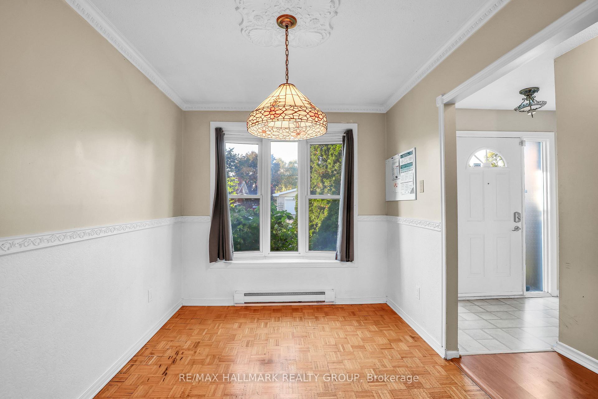 924 Dynes Road, Ottawa 3