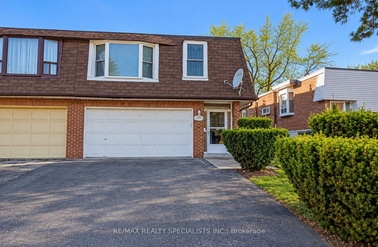 Upper - 290 Mcnicoll Avenue, Toronto