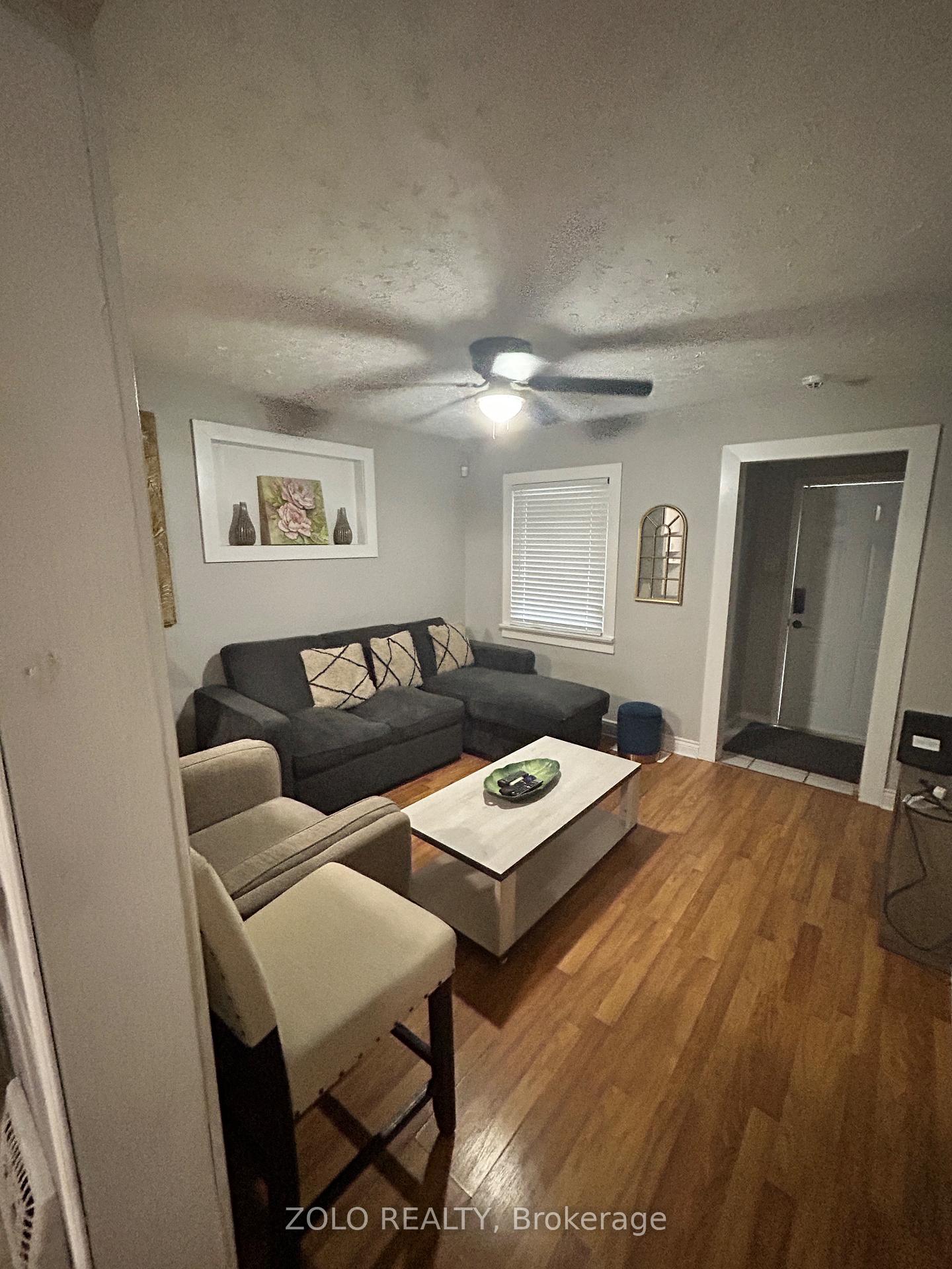 Upper - 6325 Murray Street, Niagara Falls 5