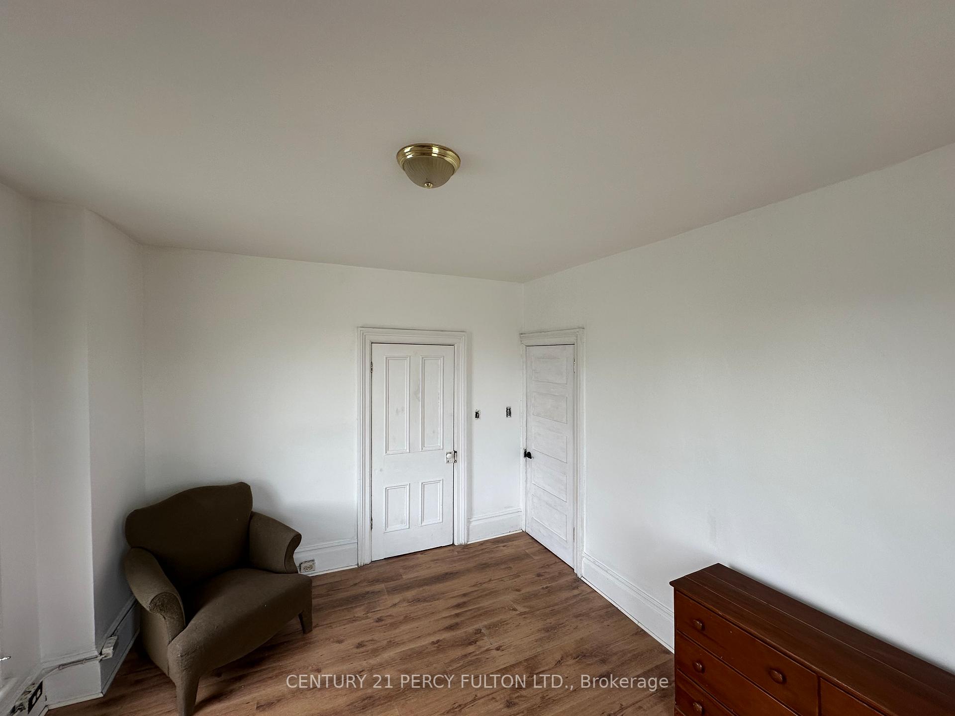 23 Glenelg Street W, Kawartha Lakes 5
