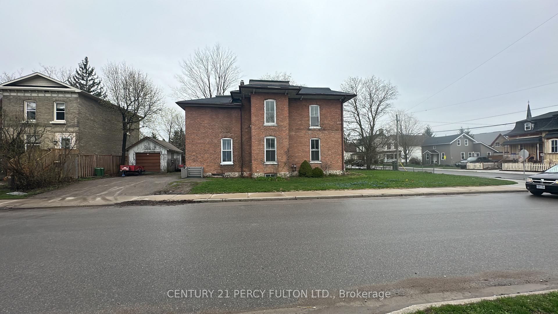 23 Glenelg Street W, Kawartha Lakes 2