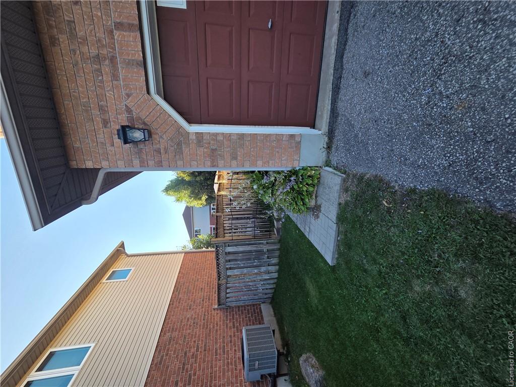 LOWER - 264 Holbeach Court, Waterloo 2