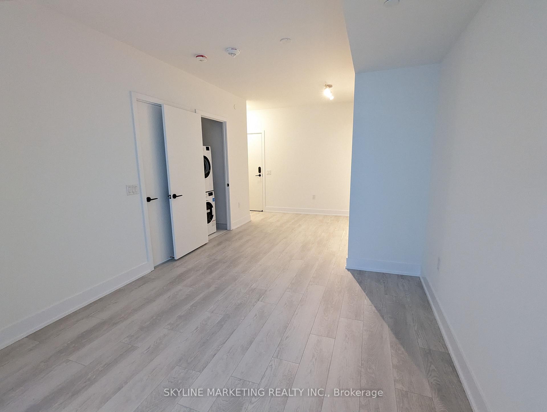 327 - 2450 Old Bronte Road, Oakville 3