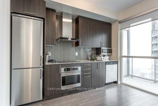 2105 - 352 Front Street W, Toronto 3