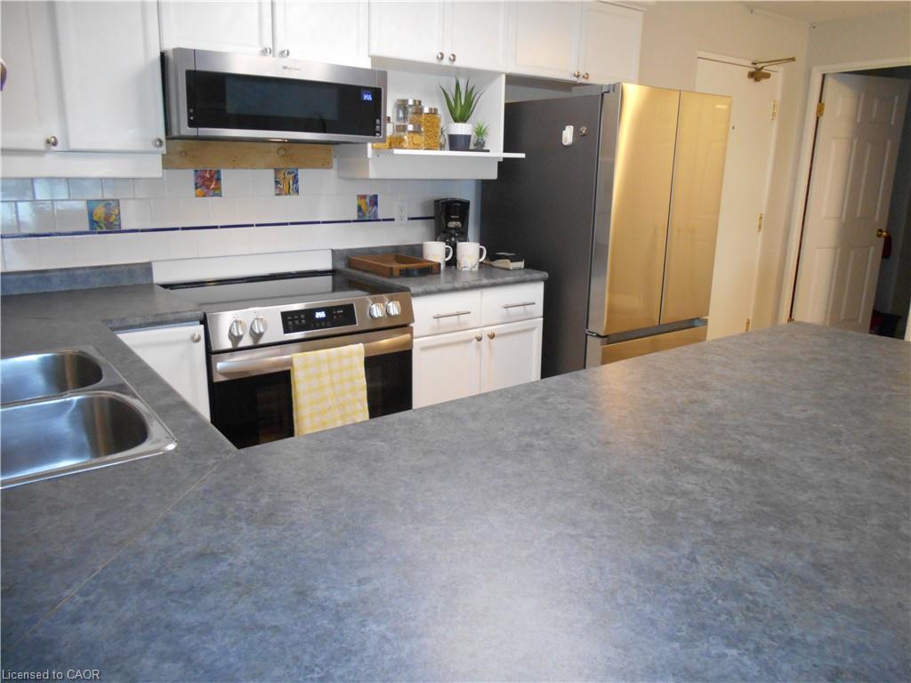 408 - 12 St. Andrew Street, Port Dover 4