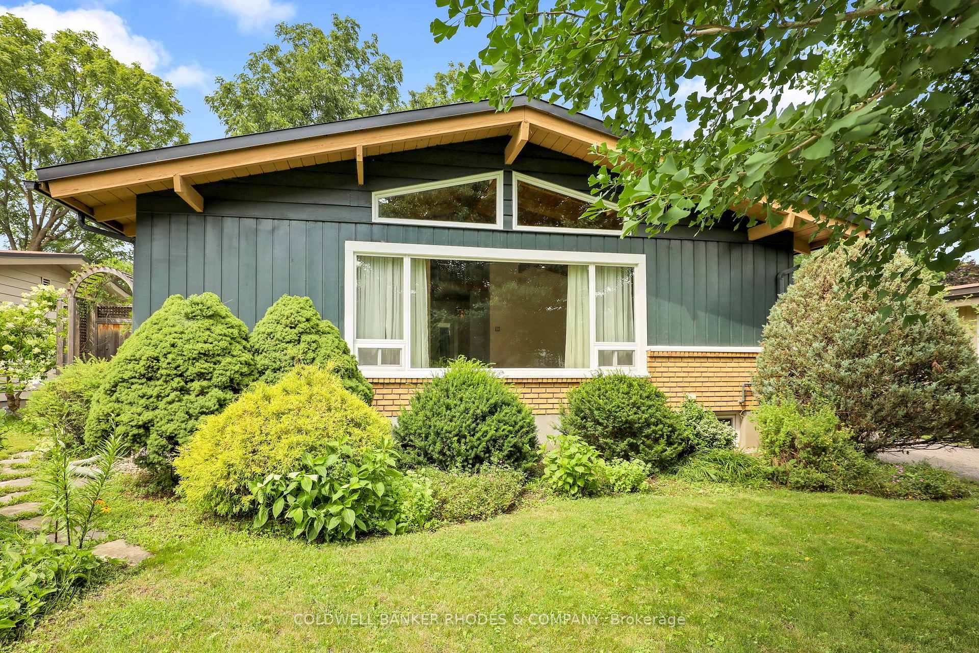359 Mountbatten Avenue, Ottawa 3