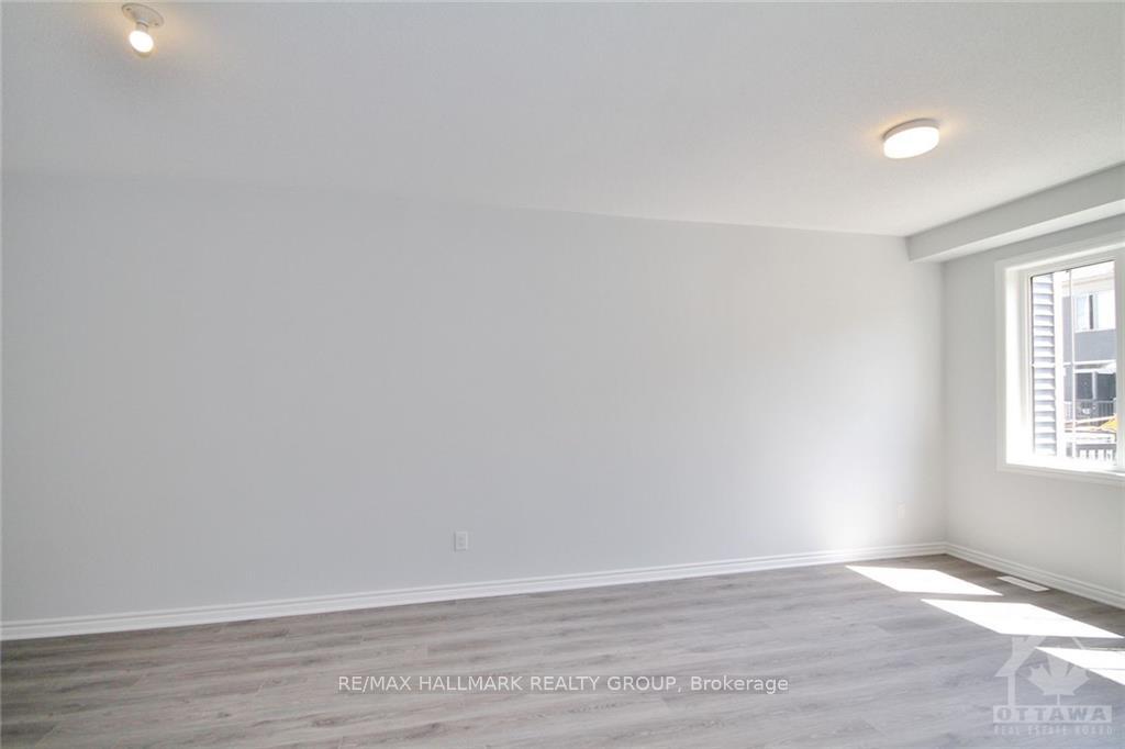 507 BIOTITE Private, Ottawa 5