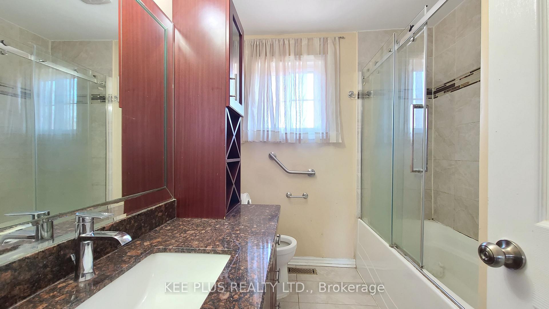 424 Military Trail, Toronto 3