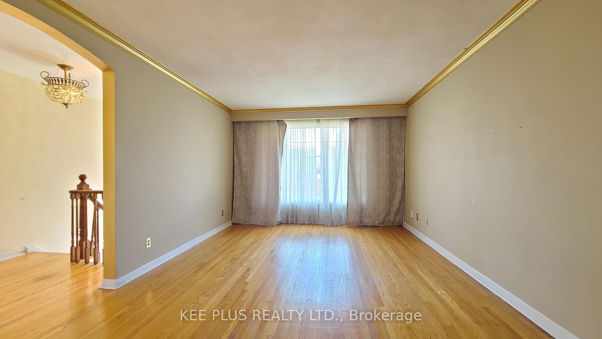 424 Military Trail, Toronto 2