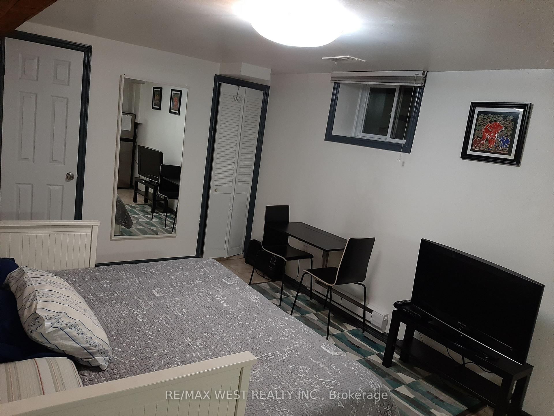 B1 - 34 Penhurst Avenue, Toronto 5