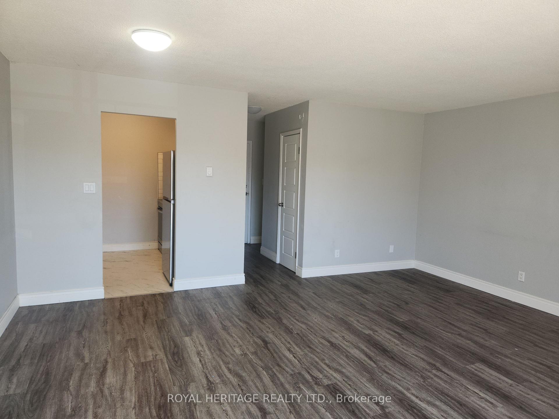 311 - 8800 Willoughby Drive, Niagara Falls 3