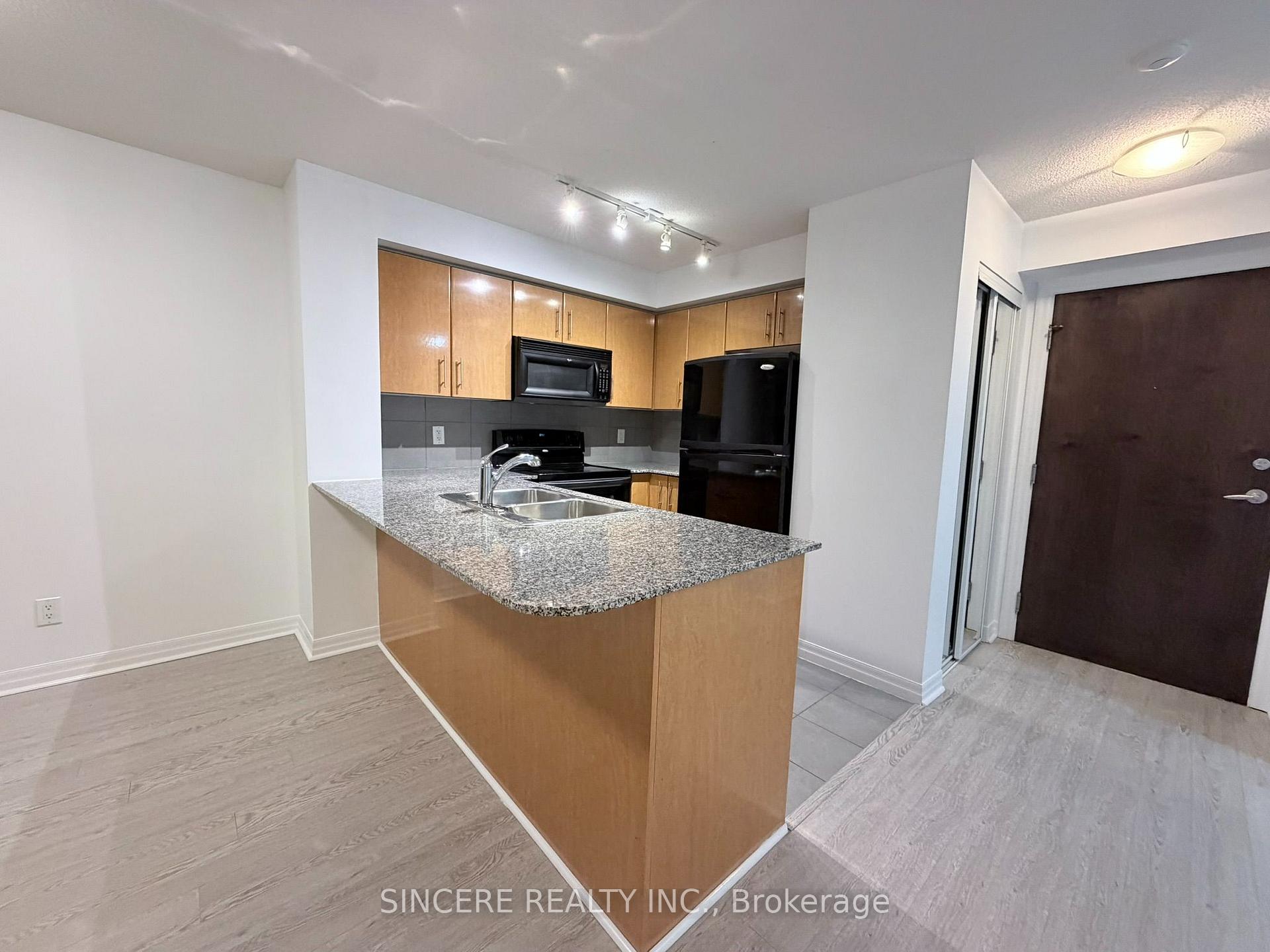 708 - 16 Yonge Street, Toronto 3