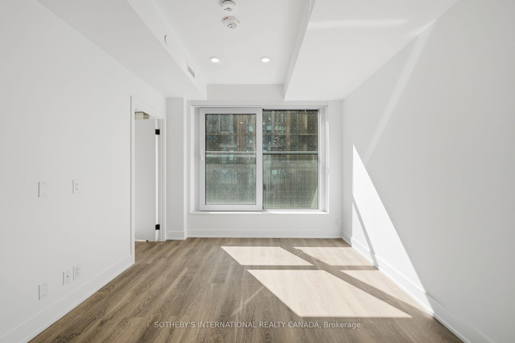 E1003 - 30 Mutual Street, Toronto 4