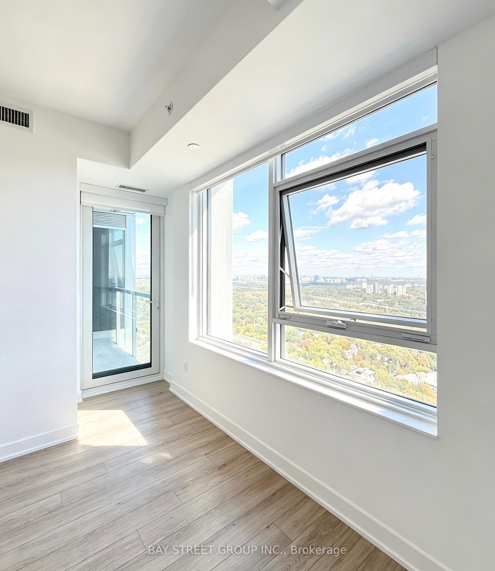 4608 - 609 Sherbourne Street, Toronto 5