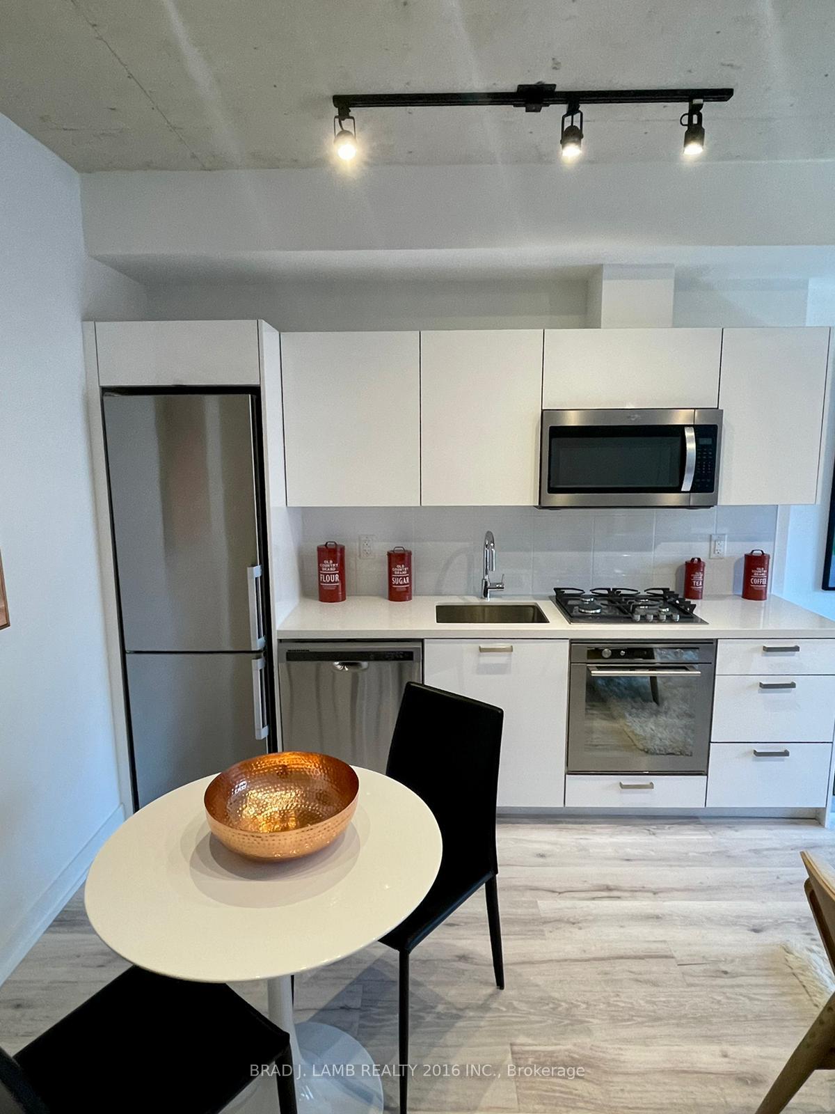 411 - 55 Ontario Street, Toronto 2