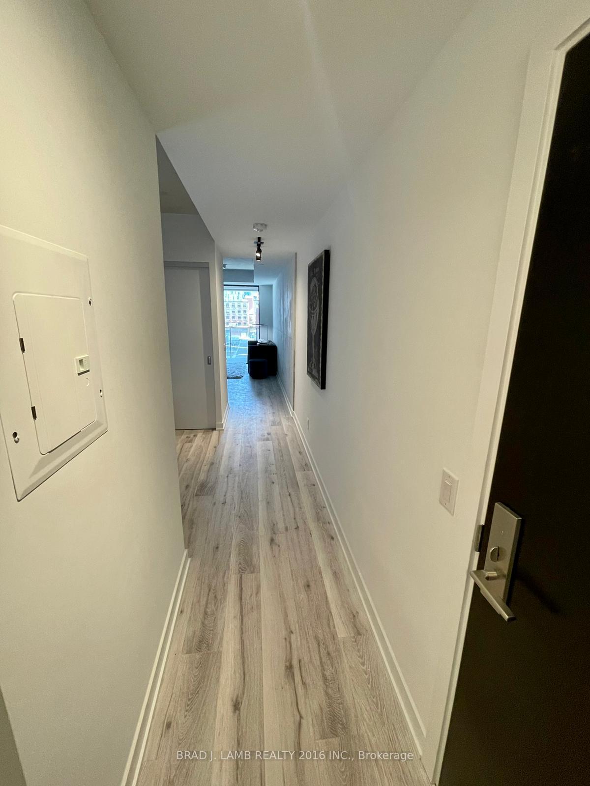 411 - 55 Ontario Street, Toronto 4