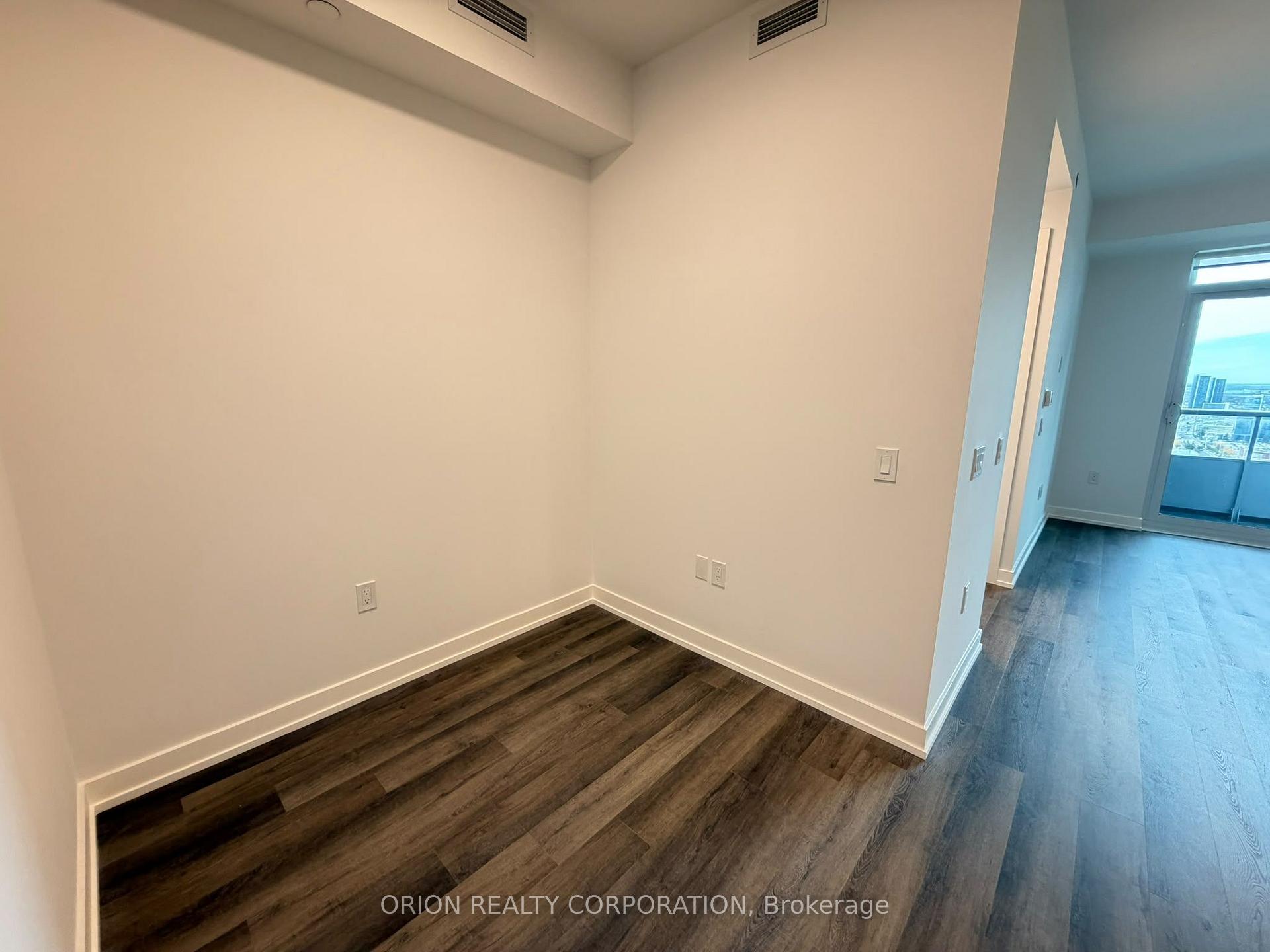 2109 - 5 Meadowdale Road, Vaughan 4