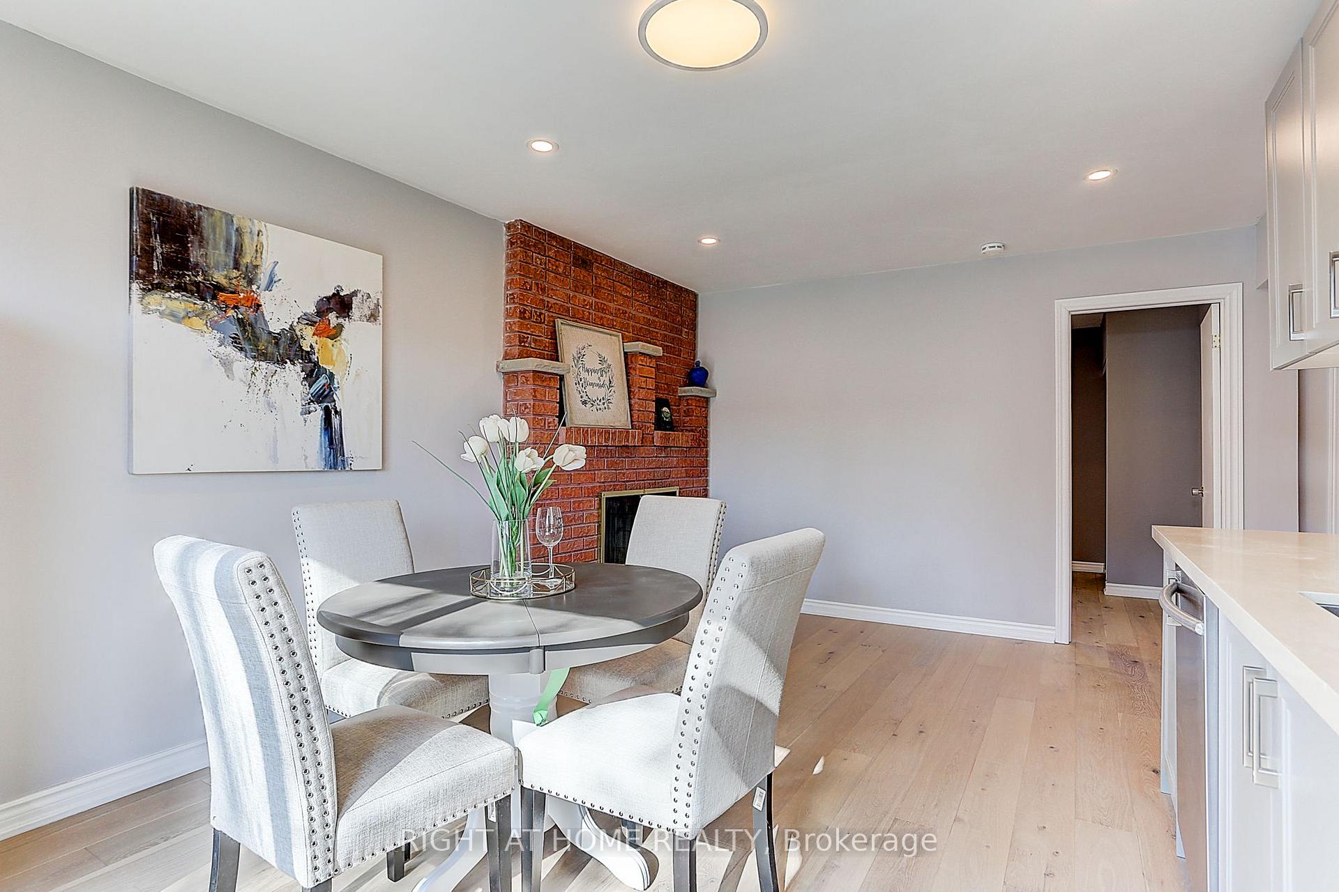 Ground Unit - 87 Stockdale Crescent, Richmond Hill 3