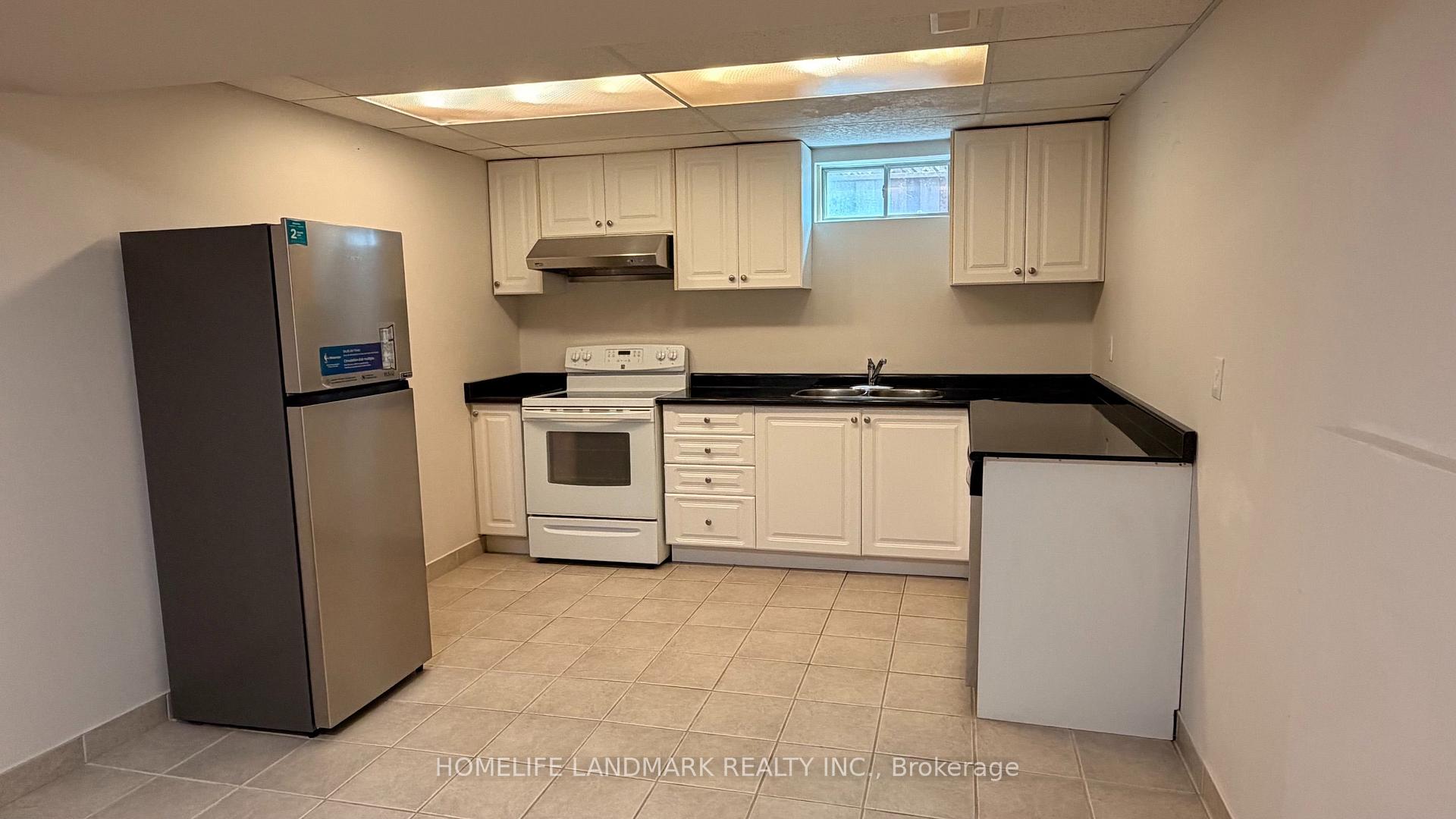 Bsmt - 221 Humberland Drive, Richmond Hill 3