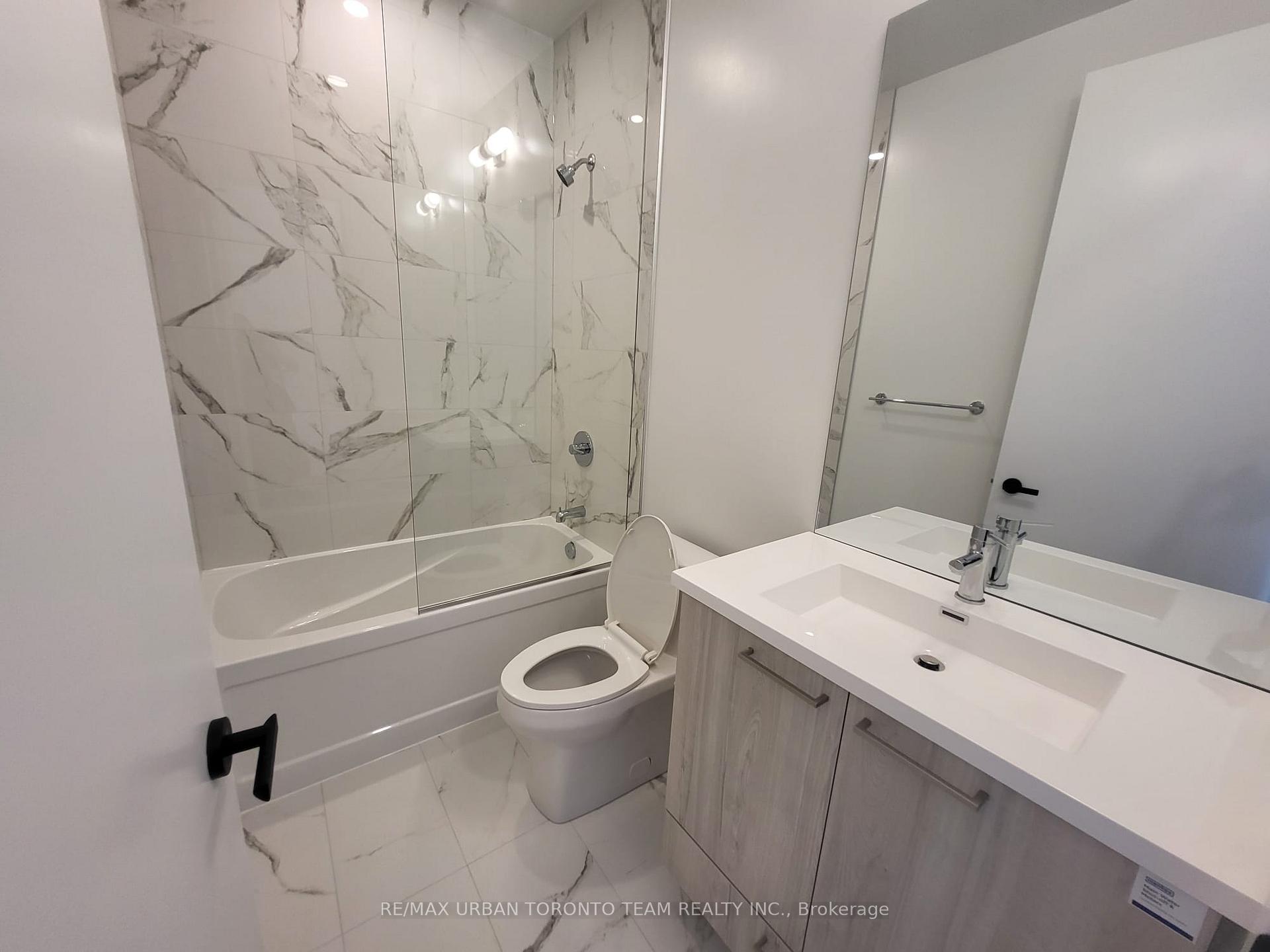 PH105 - 195 Commerce Street, Vaughan 5