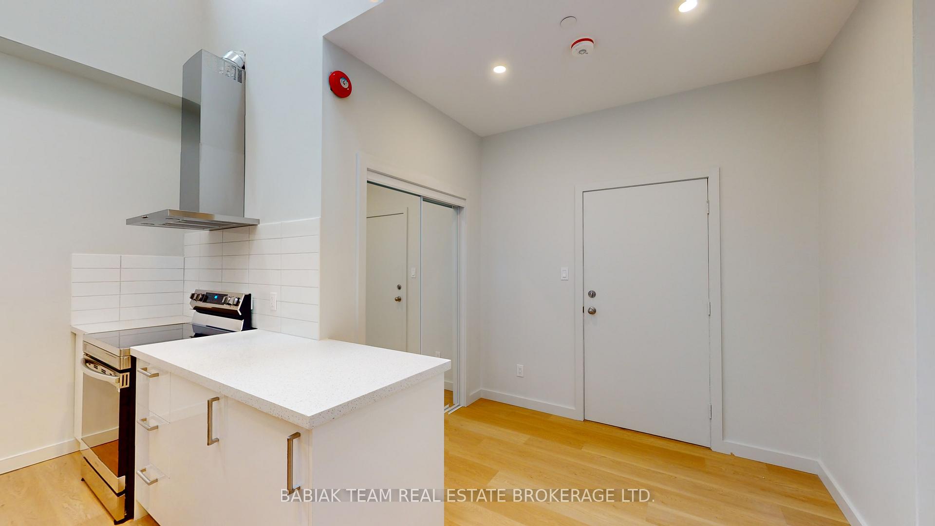 203 - 268 Jane Street, Toronto 2