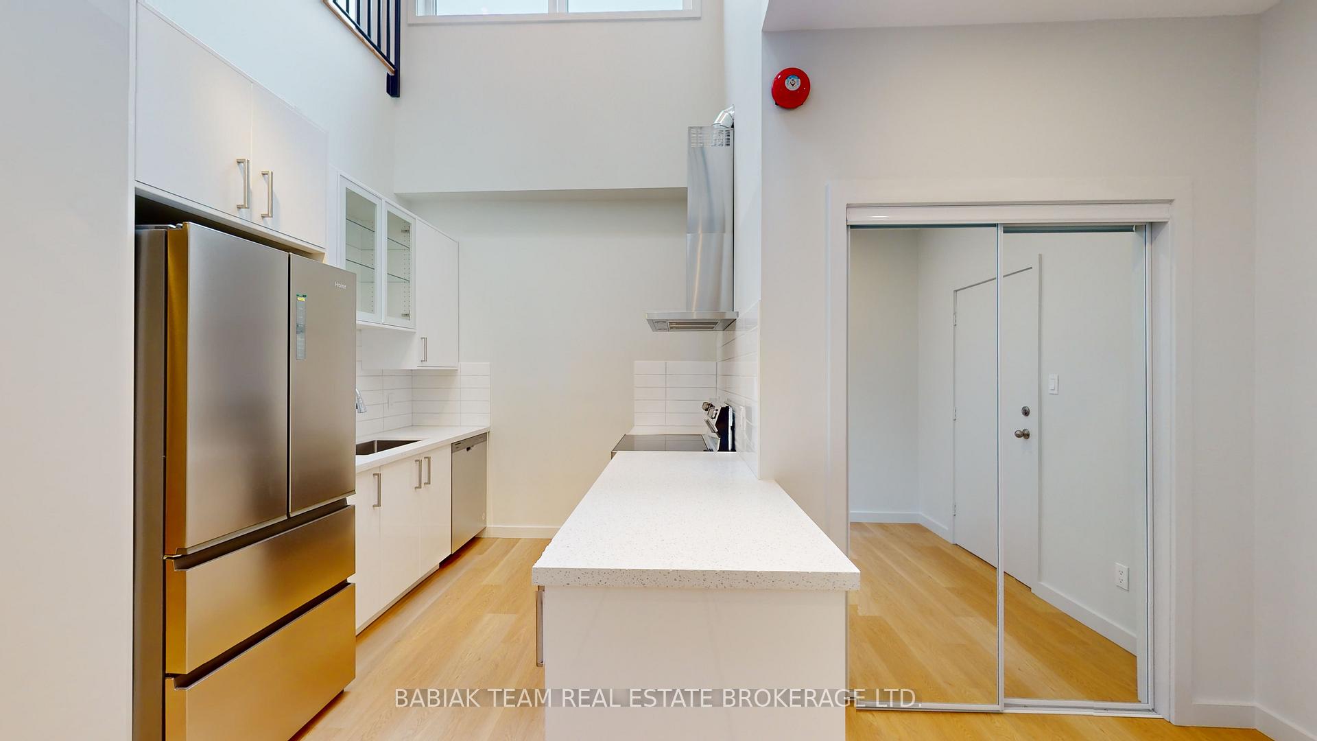 203 - 268 Jane Street, Toronto 5