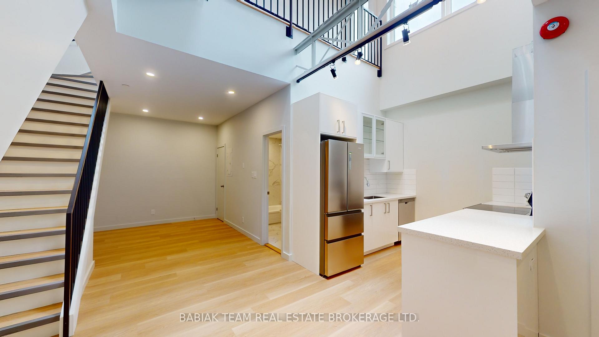 203 - 268 Jane Street, Toronto 4