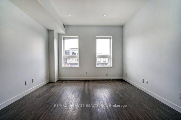 2 - 492 Danforth Avenue, Toronto 4