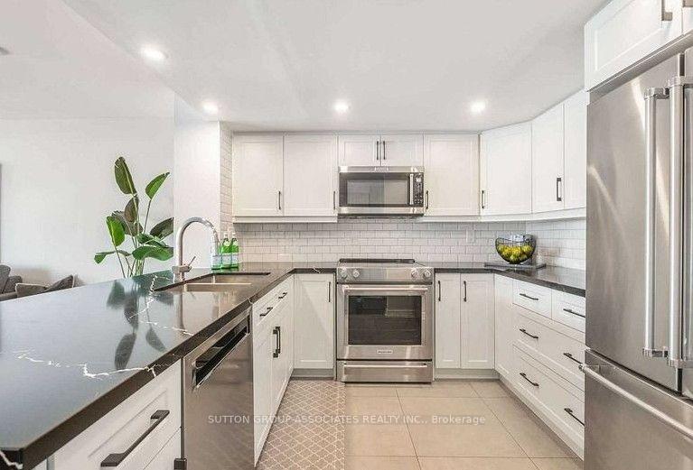 804 - 701 King Street W, Toronto 2
