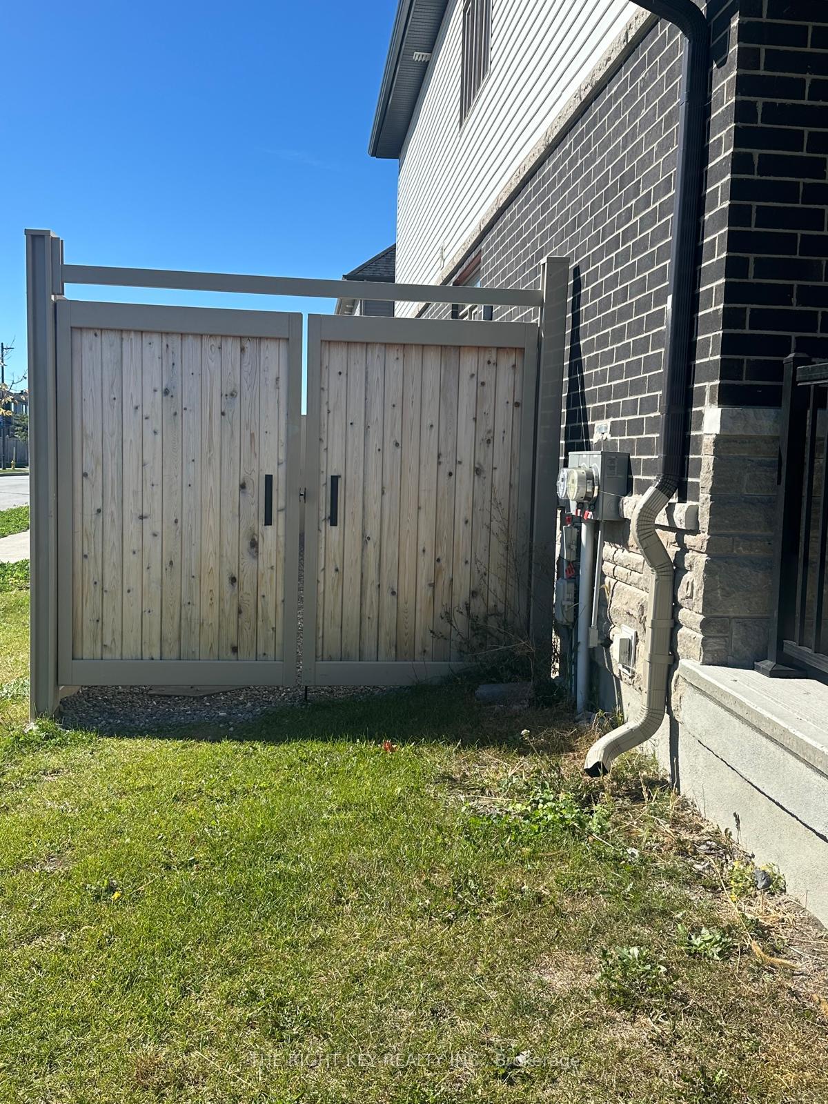 419 Shuttleworth dr Drive, Ottawa 2