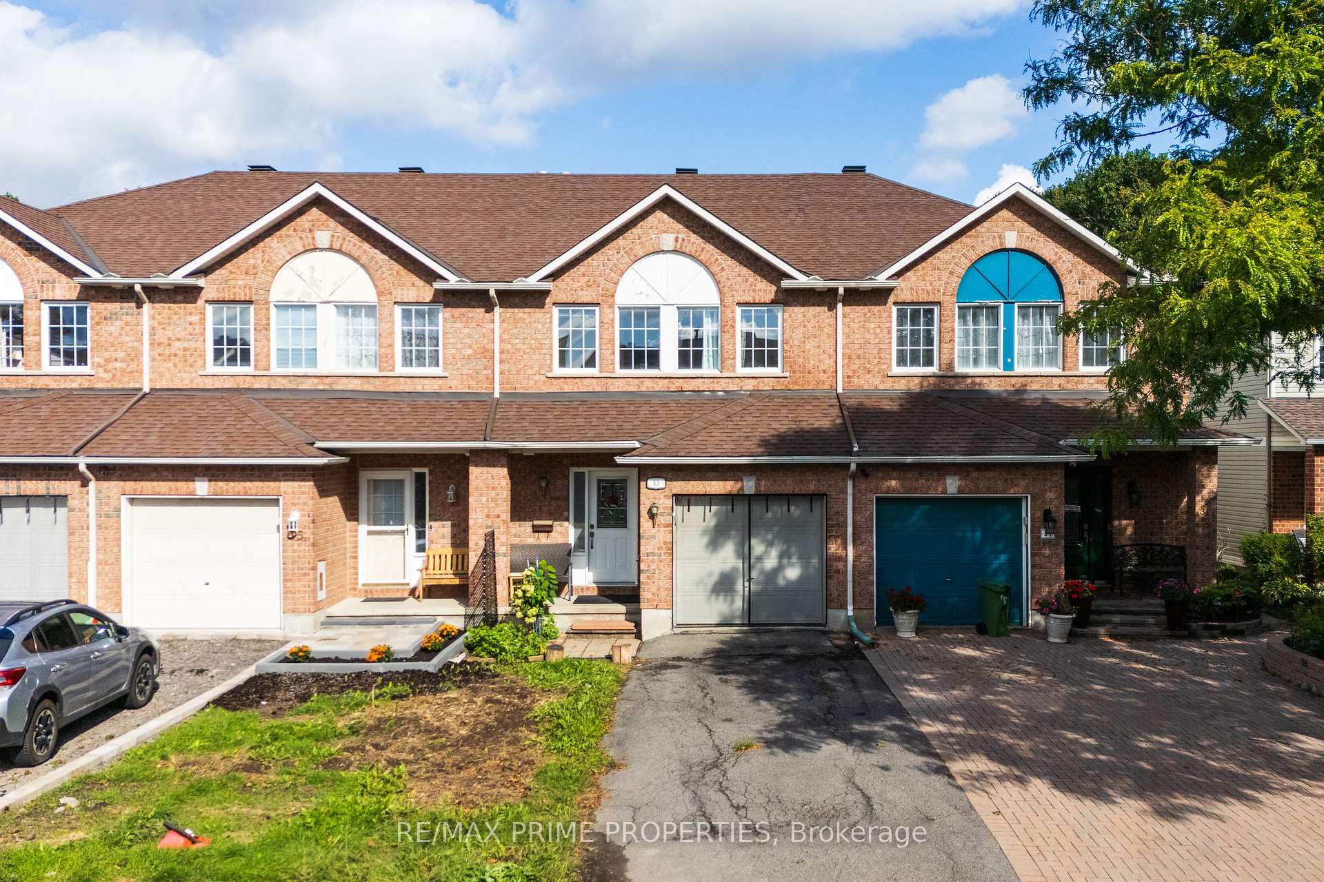 33 Inverkip Avenue Ottawa Ontario Canada Sale residential Arsalan Siddiqui RE/MAX PRIME PROPERTIES  Brokerage