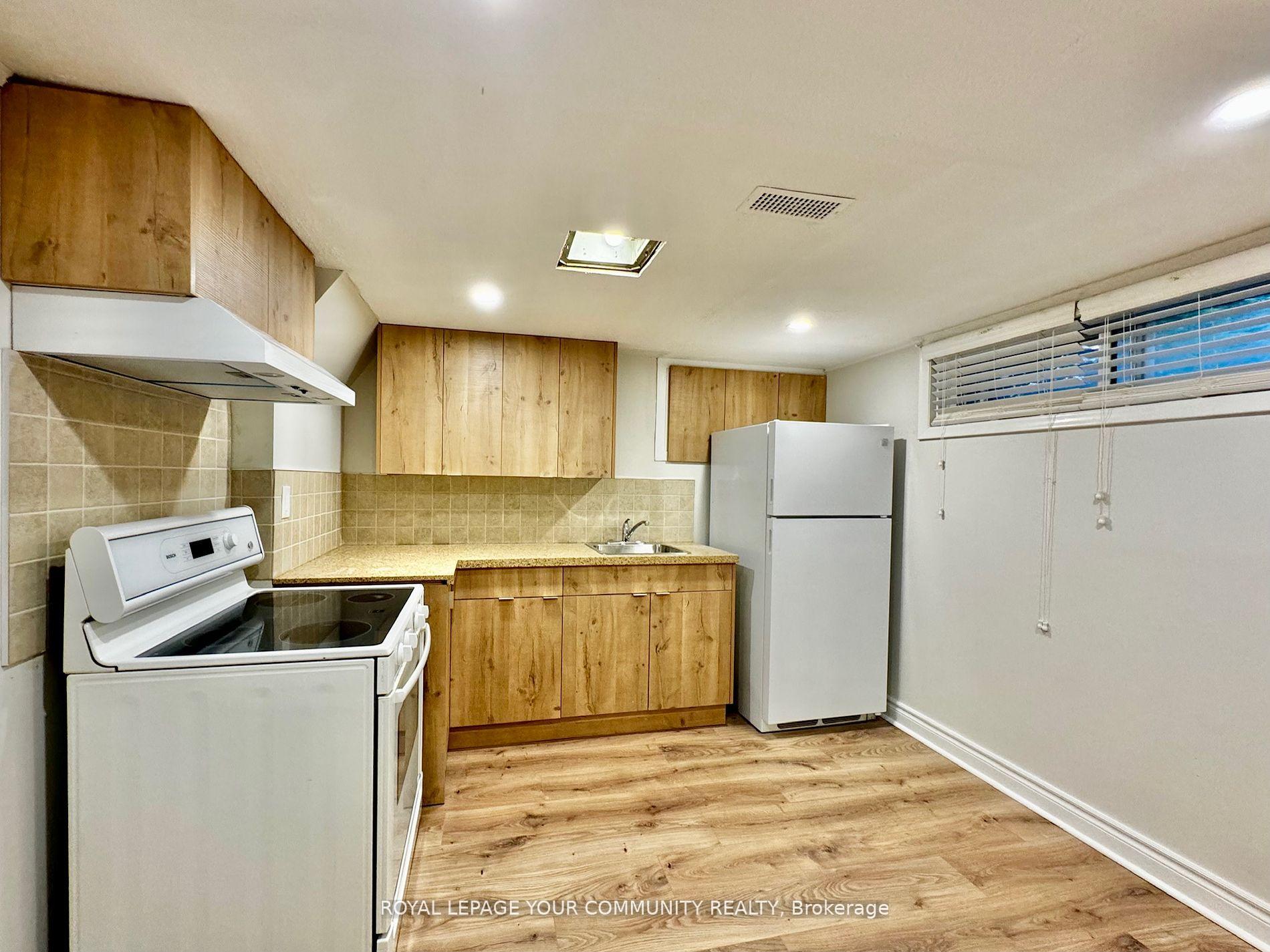 Apt A - 246 Elka Drive, Richmond Hill 4