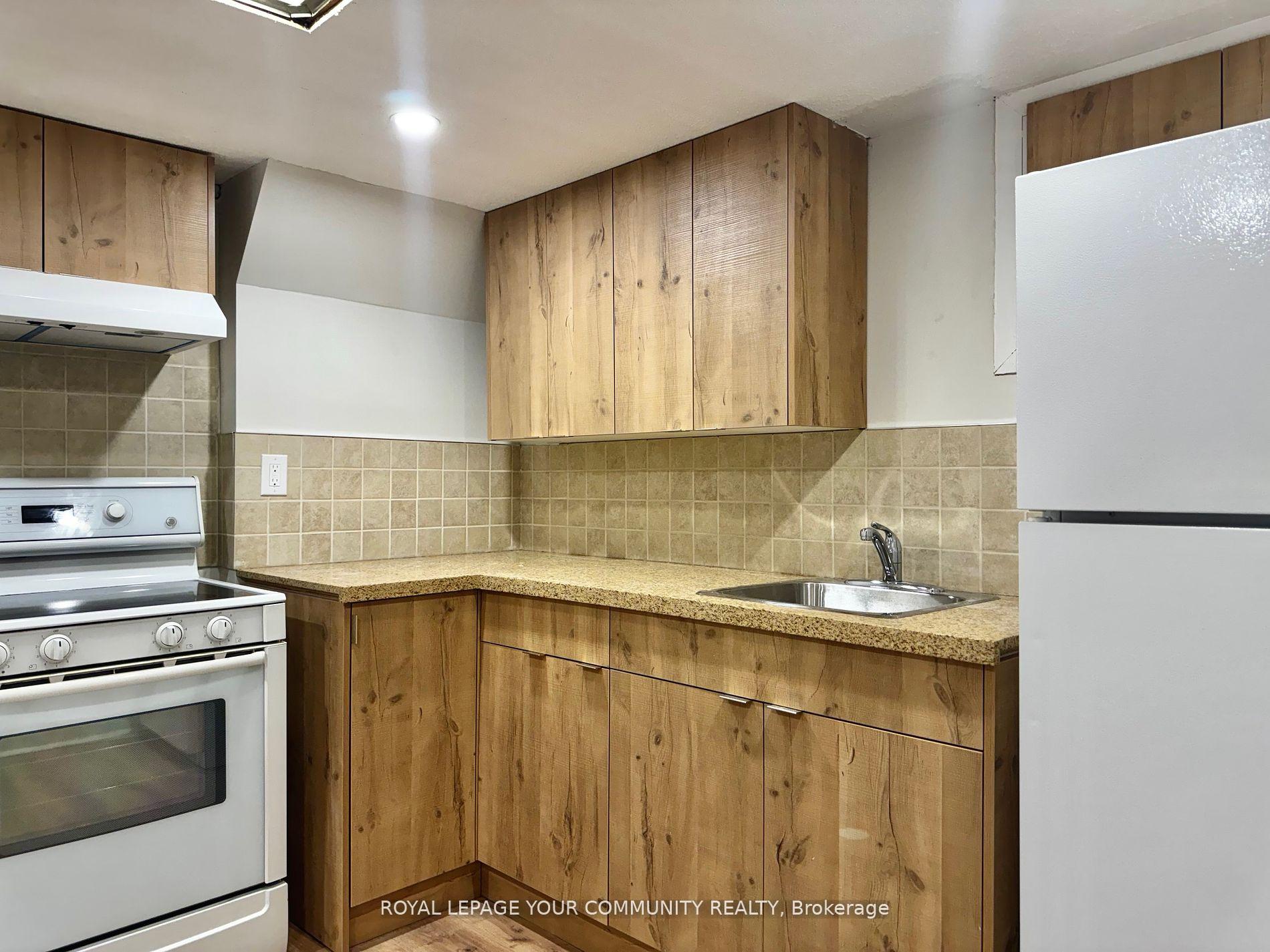 Apt A - 246 Elka Drive, Richmond Hill 3