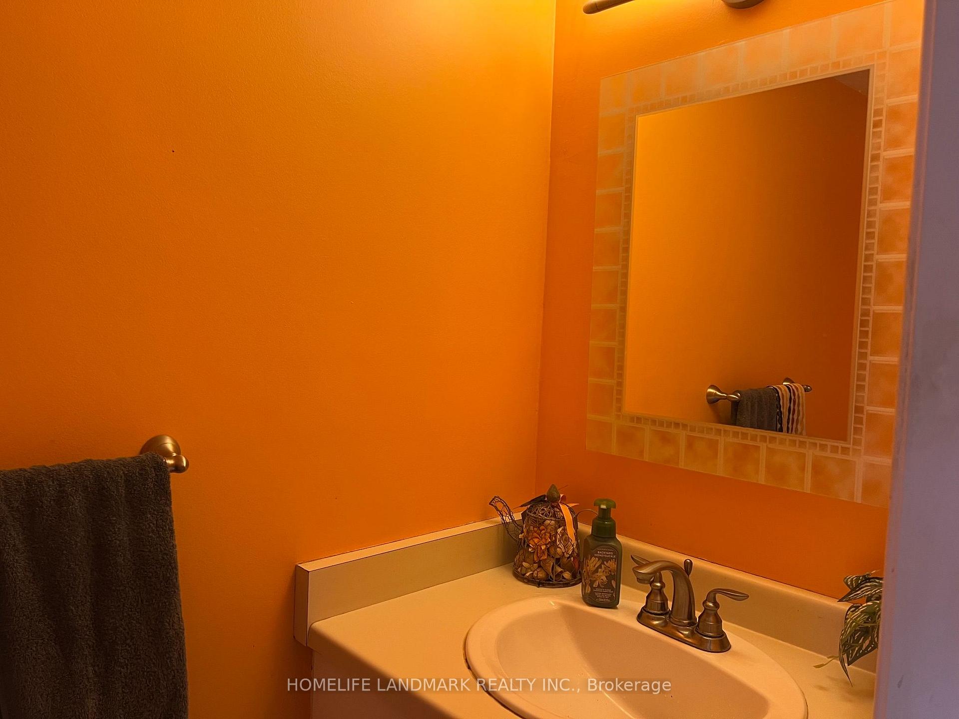 6043 Chidham Crescent, Mississauga 5