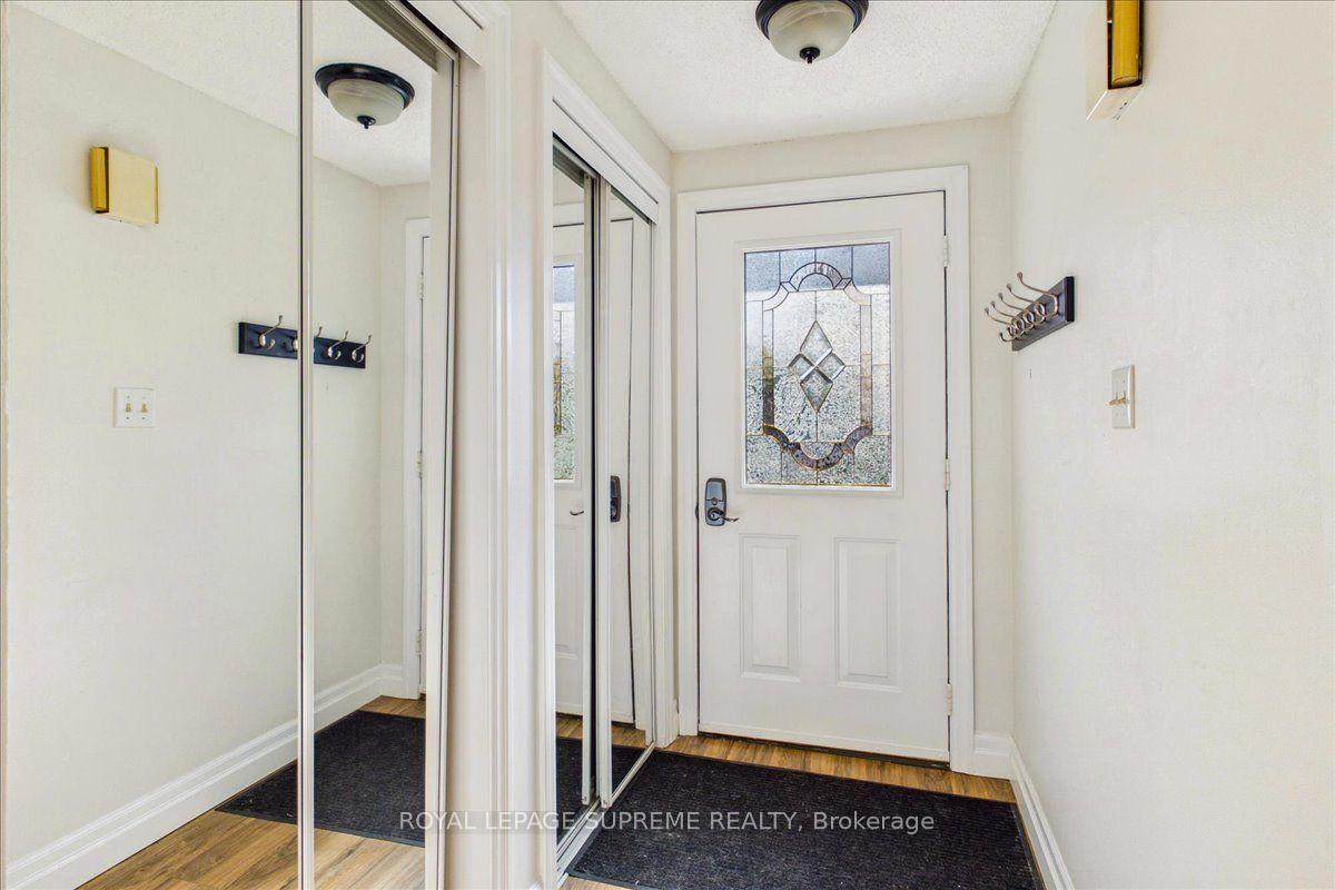 Upper - 46 Ridgeway Avenue, Barrie 4
